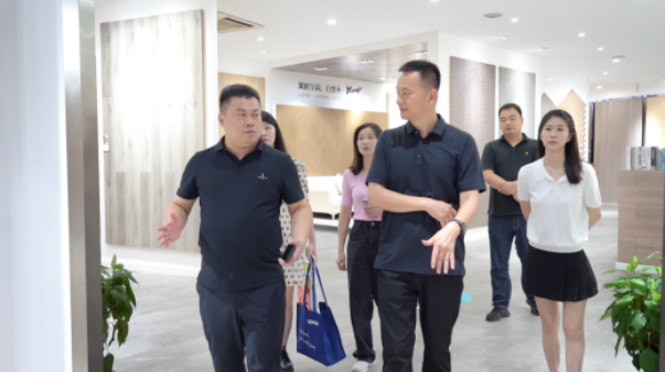 媒體聚焦 行業(yè)對話 | 搜狐發(fā)起“2023中國家居價值100公司”探尋之旅，走進世友地板